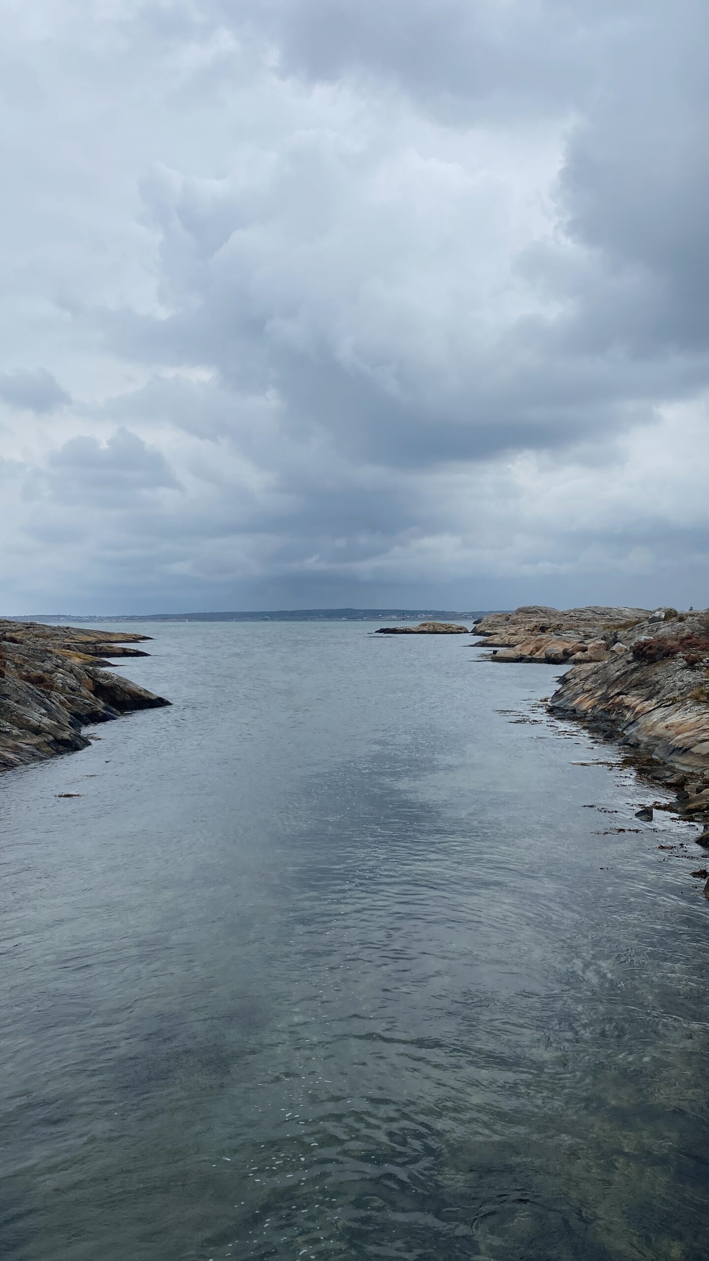 The open water with the edge of Brännö to the right, and Galterö to the left